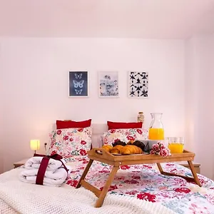https://premium-centre-freeparking-aa-wifi.hotelsinnerja.org
